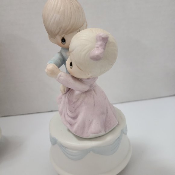 Precious Moments collection - Picture 5 of 8